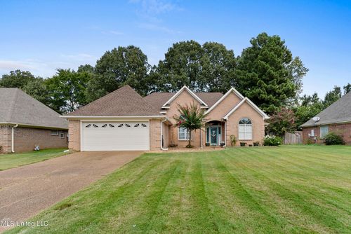 8830 Bell Forest Drive, Olive Branch, MS, 38654 | Card Image