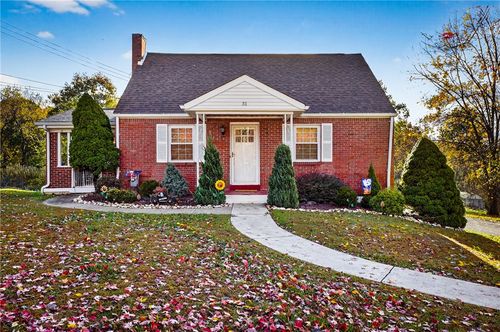 31 Evelyn Dr, Coraopolis, PA, 15108-3433 | Card Image