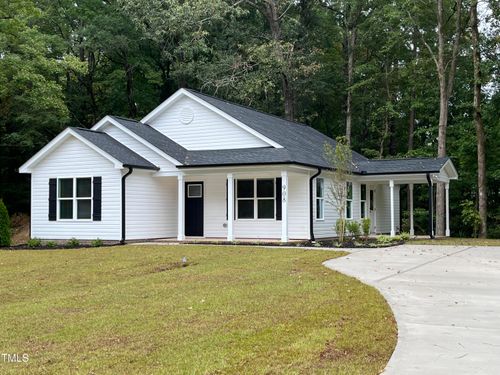 908 Circle Dr, Creedmoor, NC, 27522-8377 | Card Image