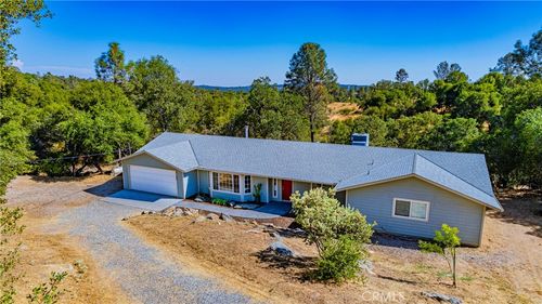 47180 Lookout Mountain Dr, Coarsegold, CA, 93614-8795 | Card Image