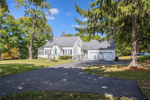 6429 E Avon Lima Rd, Avon, NY, 14414-9514 | Card Image