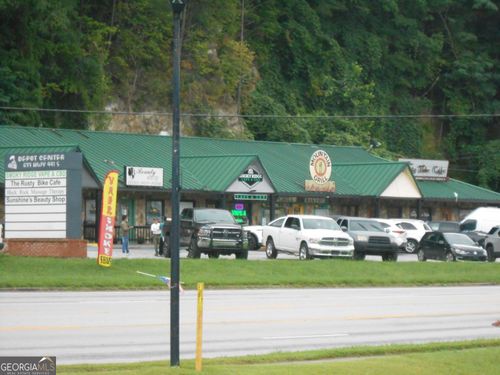 677 Highway 441 S, Clayton, GA, 30525-8301 | Card Image