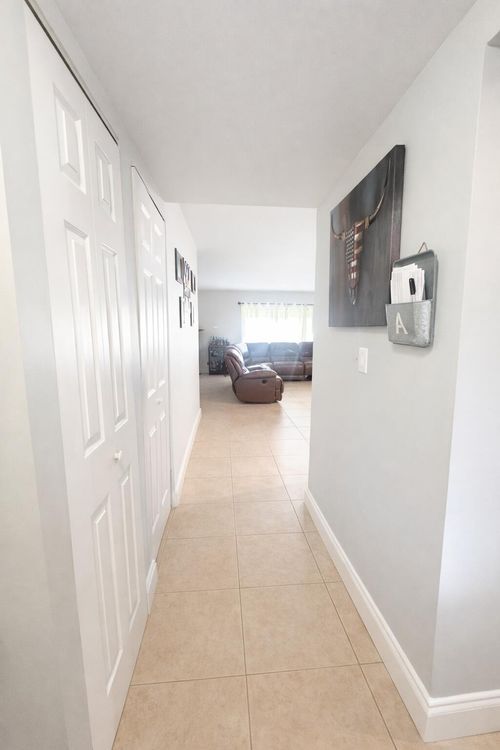 4052 N Pine Island Rd, Sunrise, FL, 33351-6727 | Card Image