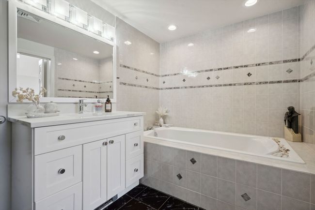 9 Pheasantwood Dr, House other with 4 bedrooms, 4 bathrooms and 2 parking in Wakefield MA | Image 25