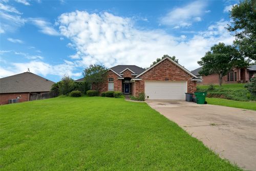 503 Hilltop Pl, Joshua, TX, 76058-6114 | Card Image