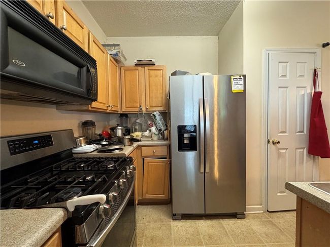 3871 Pleasant Oaks Dr, Condo with 3 bedrooms, 3 bathrooms and null parking in Lawrenceville GA | Image 12