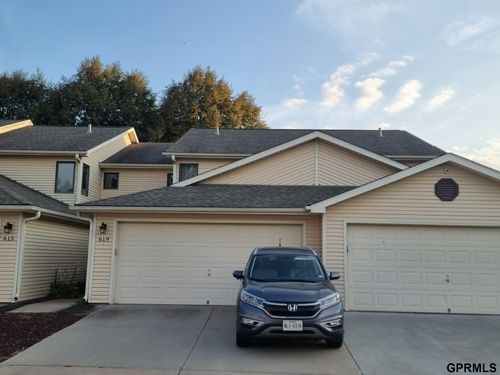619 Nw 20th St, Lincoln, NE, 68528-1775 | Card Image