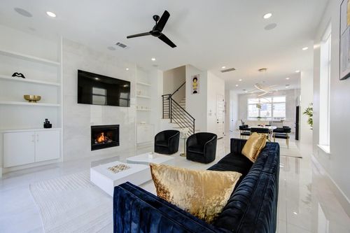 unit-c-5702 Fairdale Ln, Houston, TX, 77057-6357 | Card Image