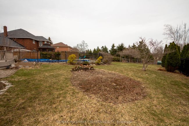 1740 Waddell Ave, House other with 4 bedrooms, 5 bathrooms and 4 parking in Peterborough ON | Image 46