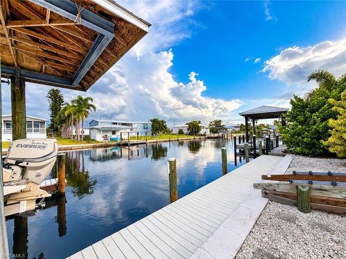 2708 Sanderling Ct, SAINT JAMES CITY, FL, 33956-2170 | Card Image