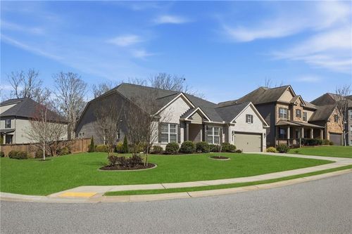 5040 Mirror Lake Dr, Cumming, GA, 30028-7213 | Card Image