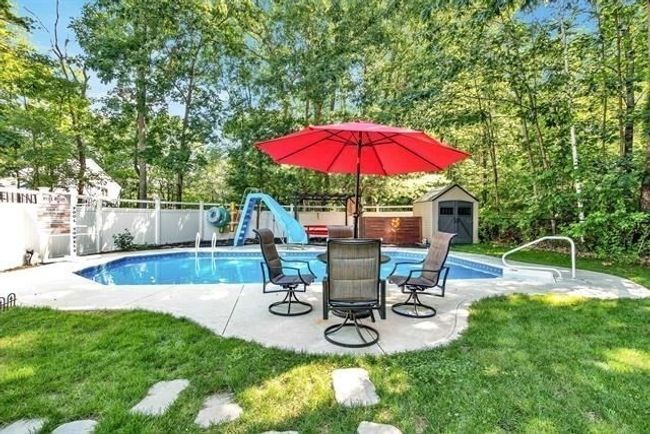 40 Gaita Dr, House other with 3 bedrooms, 3 bathrooms and 4 parking in Derry NH | Image 4