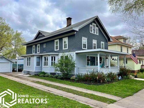 527 Walnut St, Webster City, IA, 50595-2231 | Card Image