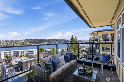 a408-655 Crockett St, Seattle, WA, 98109-2797 | Card Image