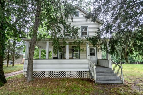 45 Lake Ave, Helmetta, NJ, 08828-1115 | Card Image