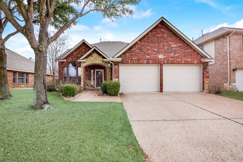 2569 Pinnacle Point Dr, Grand Prairie, TX, 75054-6837 | Card Image