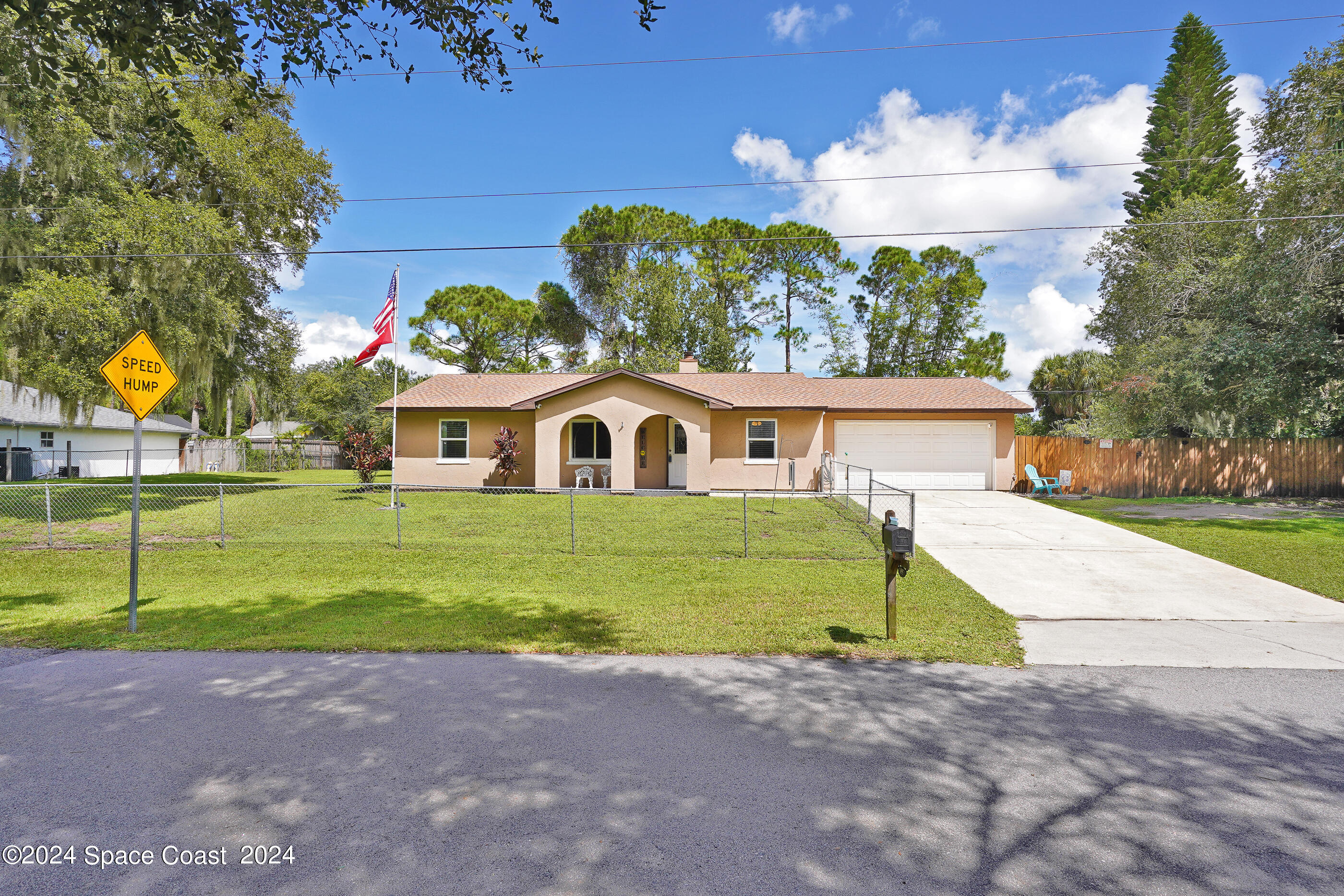 Camden Ave, Cocoa, FL 32927