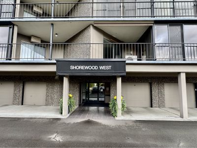 7102 - 5535 E Evergreen Blvd, Condo with 2 bedrooms, 2 bathrooms and 1 parking in Vancouver WA | Image 1