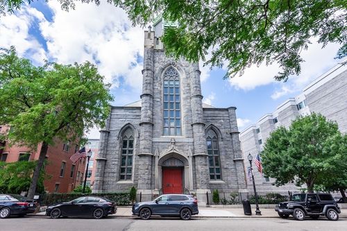 208-45 W Broadway, Boston, MA, 02127-1092 | Card Image