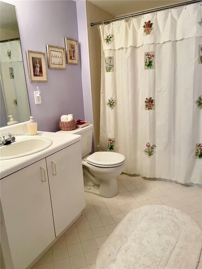APT-404K - 1001 Sw 141 St Ave, Condo with 2 bedrooms, 2 bathrooms and null parking in Pembroke Pines FL | Image 10