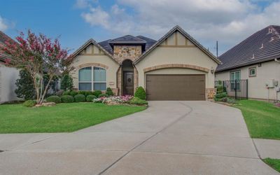 5019 Fairford Drive, House other with 2 bedrooms, 3 bathrooms and null parking in Sugar Land TX | Image 2