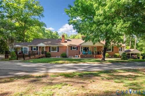 18522 Goode Ln, Dinwiddie, VA, 23841-2443 | Card Image