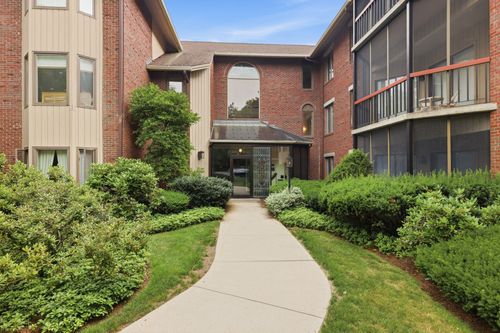 311-770 Salisbury St, Worcester, MA, 01609-1156 | Card Image