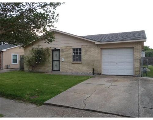 1020 Sandalwood Dr, Harvey, LA, 70058-4337 | Card Image