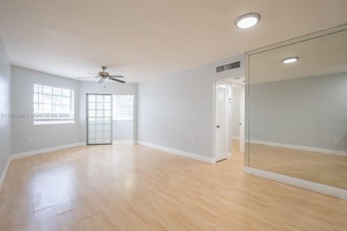 apt-204-1651 Ne Miami Gardens Dr, Miami, FL, 33179-4968 | Card Image