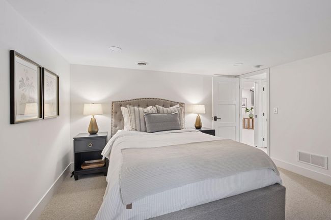 105 Walker Ave N, House other with 5 bedrooms, 5 bathrooms and null parking in Wayzata MN | Image 45