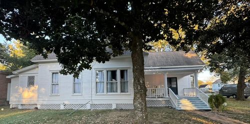 2421 Avenue G, Bay City, TX, 77414-6020 | Card Image