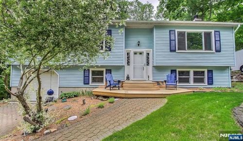 5 Grey Trl, Vernon, NJ, 07462-3448 | Card Image