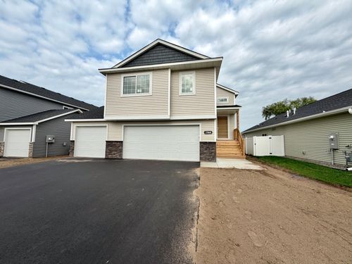25868 Emerson Ct, Wyoming, MN, 55092-5501 | Card Image
