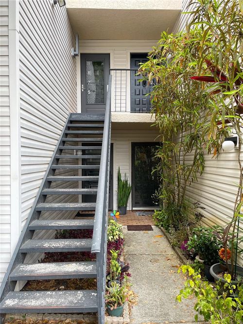 2401-4873 Puritan Cir, TAMPA, FL, 33617-8354 | Card Image