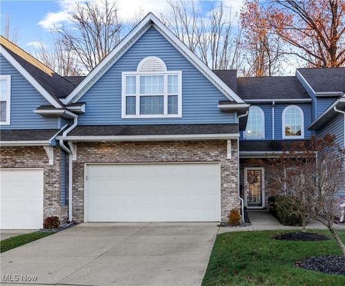 206 Stoney Brook Dr, Elyria, OH, 44035-1362 | Card Image