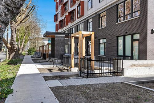 307-629 Speed Ave, Victoria, BC, V8Z1A5 | Card Image