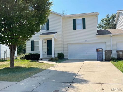 30 Chesterfield Ct, Wentzville, MO, 63385-4487 | Card Image