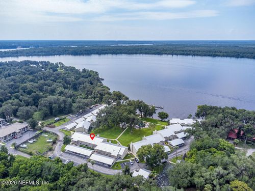 222 Hiawatha Ct, East Palatka, FL, 32131-4045 | Card Image