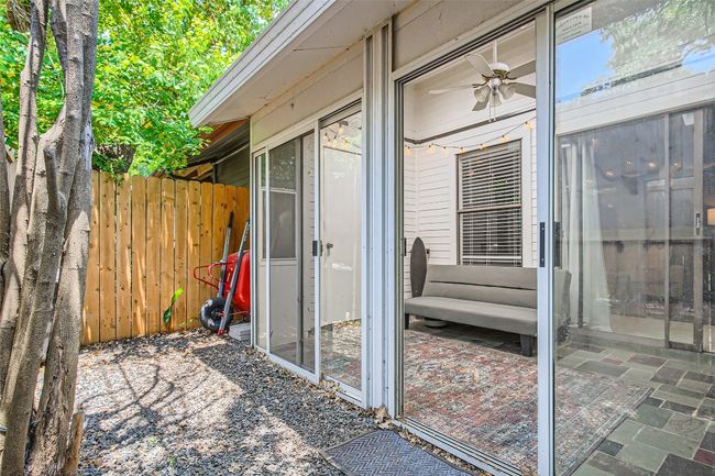 View of patio / terrace | Image 19
