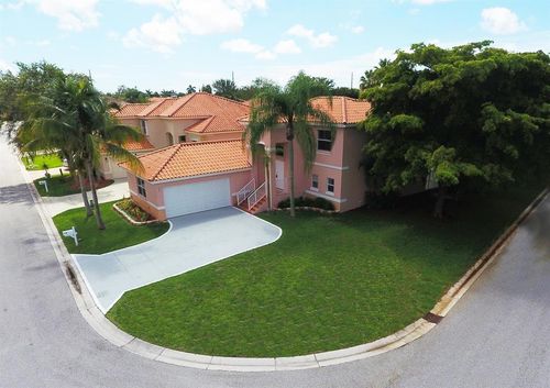 6602 Geneva St, Lake Worth, FL, 33467-7662 | Card Image