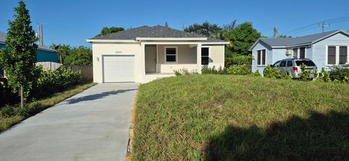 4890 Se Jack Ave, Stuart, FL, 34997-6724 | Card Image