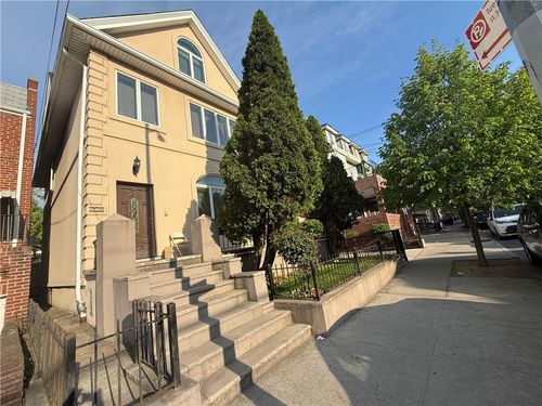 1515 E 15th St, Brooklyn, NY, 11230-6701 | Card Image