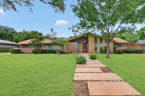 3763 Vinecrest Dr, Dallas, TX, 75229-3930 | Card Image