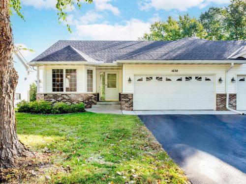 1630 Mackubin St, Saint Paul, MN, 55117-3566 | Card Image