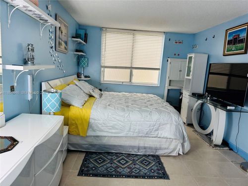 apt-334-2649 Nw 48th Ter, Lauderdale Lakes, FL, 33313-2635 | Card Image