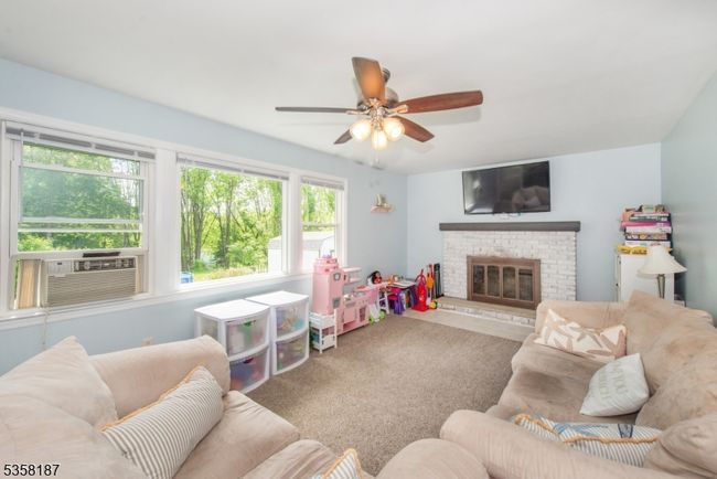 11 Deerfield Dr, House other with 3 bedrooms, 3 bathrooms and null parking in Franklin NJ | Image 10