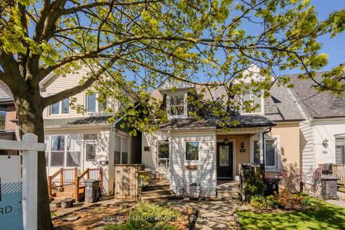 182 Pickering St, Toronto, ON, M4E3J8 | Card Image