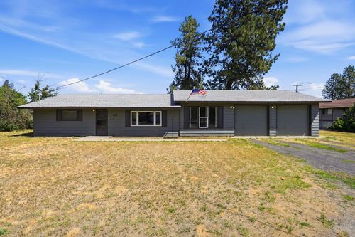 625 Clay St, Cheney, WA, 99004-1938 | Card Image