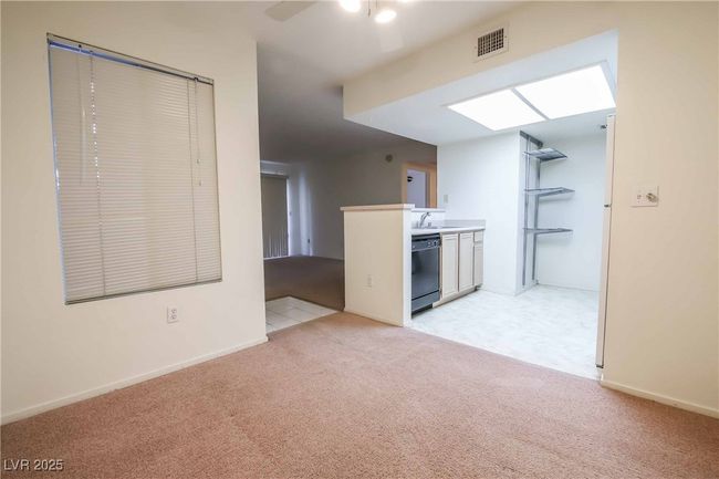 1115 - 8070 W Russell Rd, Condo with 1 bedrooms, 1 bathrooms and null parking in Las Vegas NV | Image 6