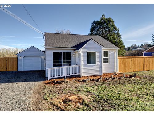 92203 Clover Rd, Astoria, OR, 97103-6607 | Card Image